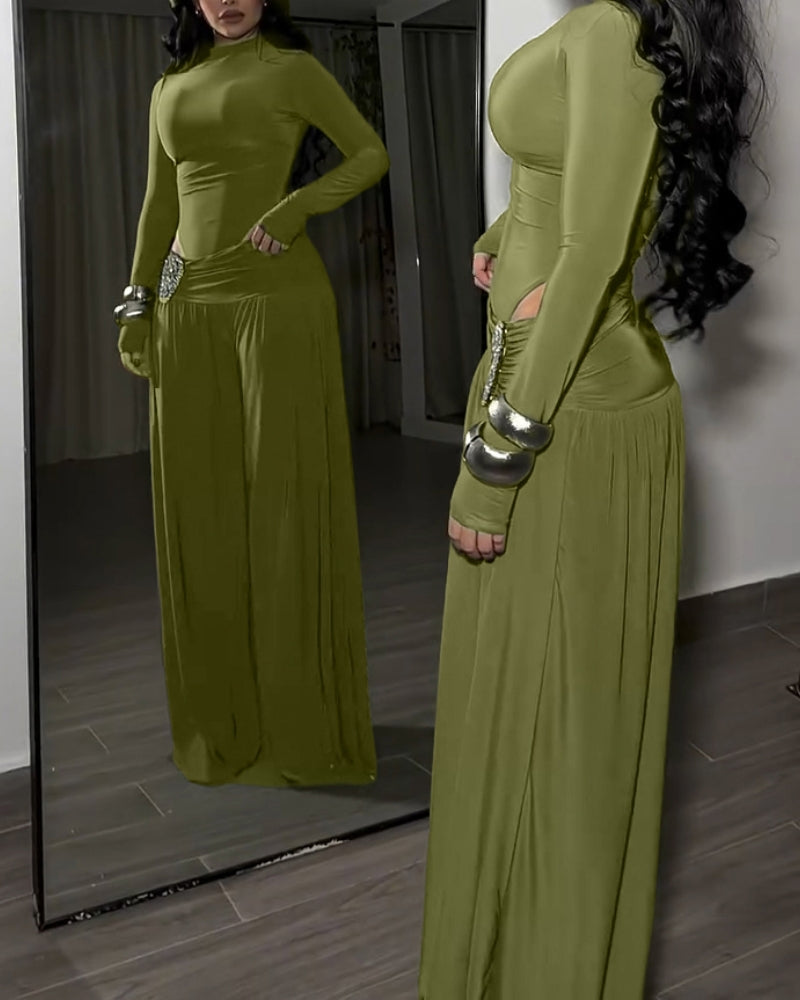 Two-Piece Set Turtleneck Side Cutout Rhinestone Wide Leg Pants