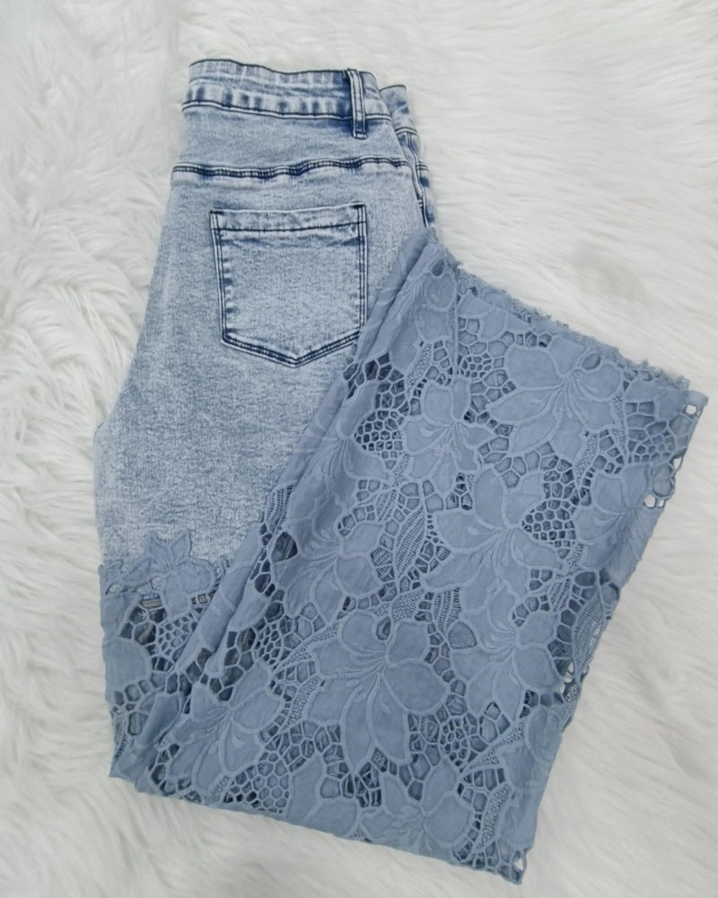Shapshe® Cut out Floral Denim with Lace Wide Leg Jeans for Women