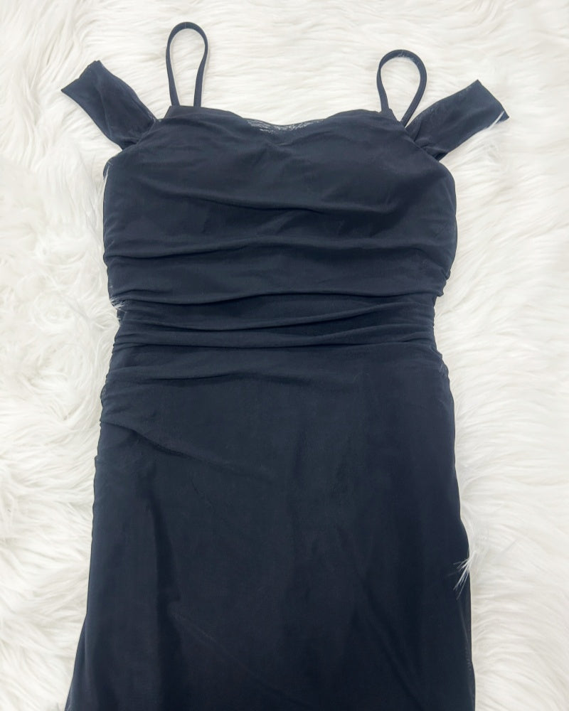 Glamorous Off Shoulder Dress with Ruffled Asymmetrical Slit