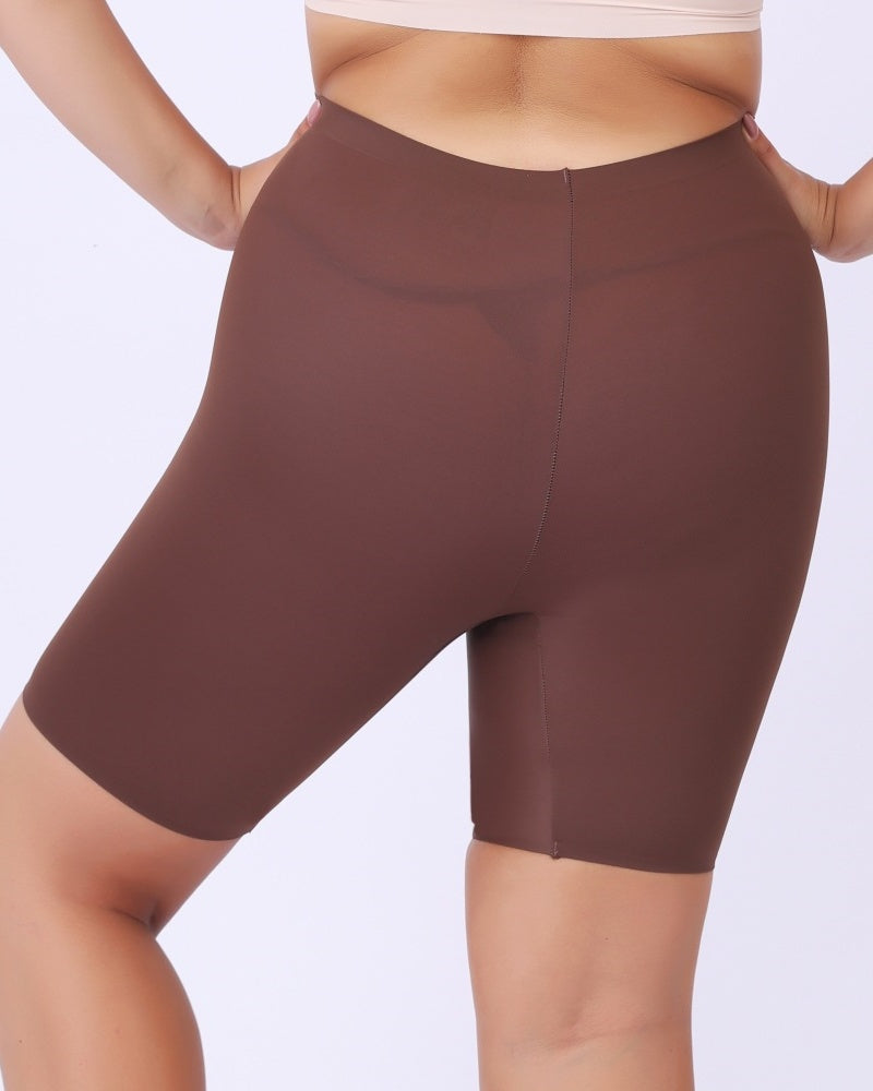 Shorts moldeadores sin costuras de talle medio con control de abdomen y levantamiento de cadera