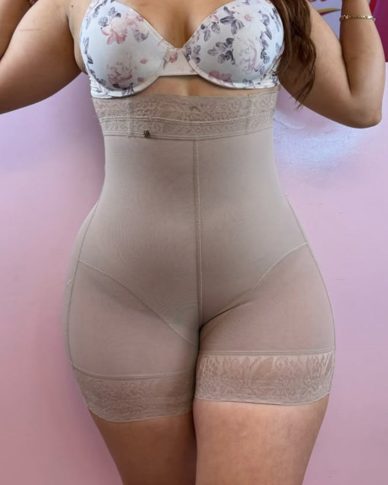 Adjustable Seamless High Waist Hip Lifting Shaping Shorts With Lace Trim (Pre-Sale)