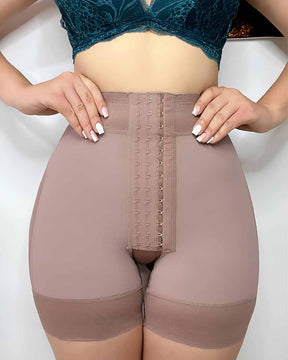 Pantalones cortos moldeadores de levantamiento de glúteos con control de barriga de talle medio